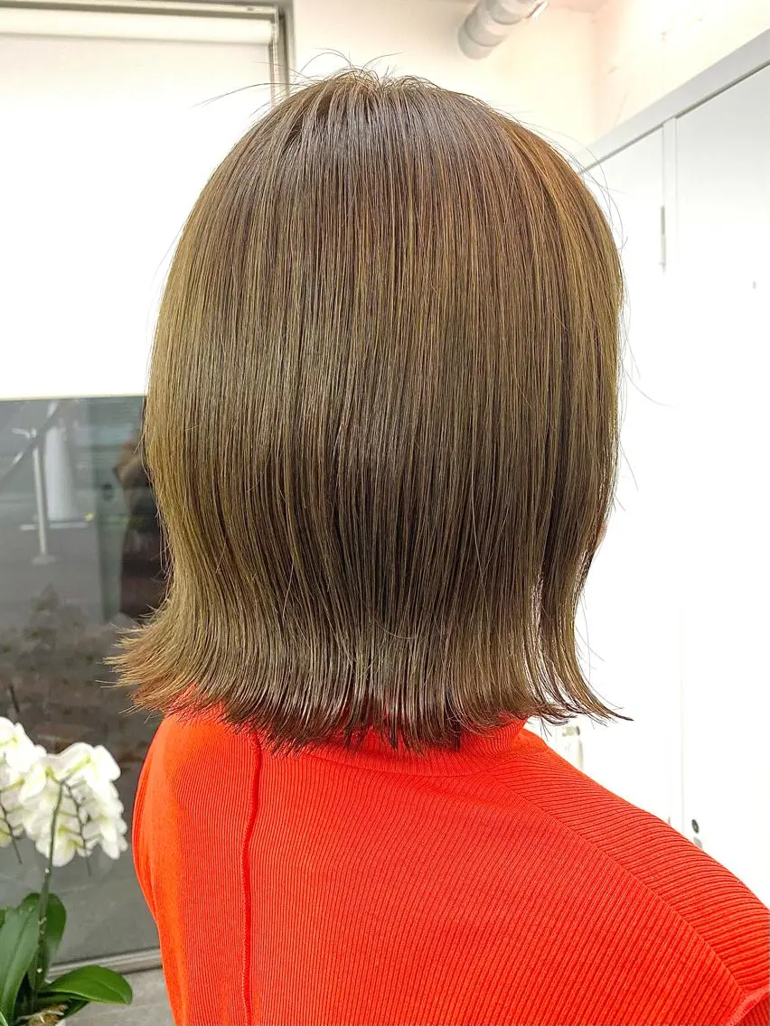 カラー 菅 野のヘアスタイル