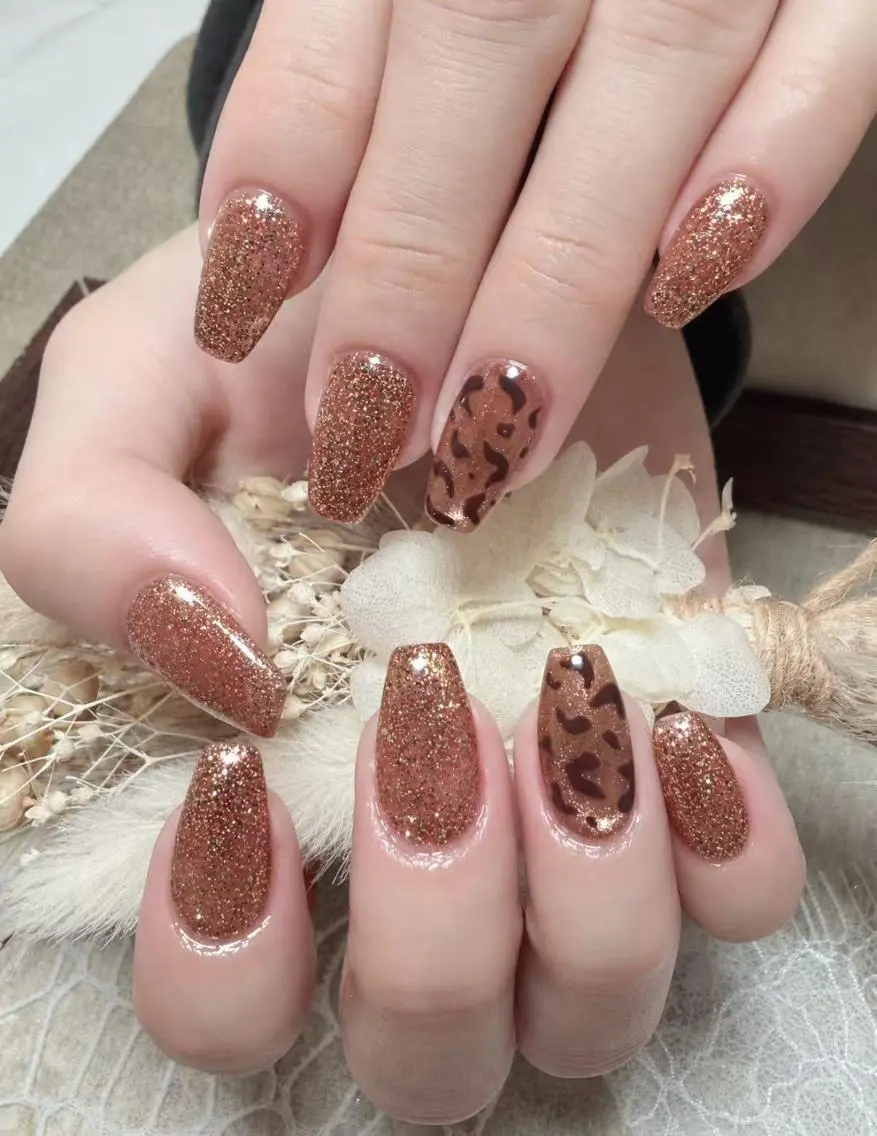 ネイル nail&eye OMI 北千住のネイルデザイン