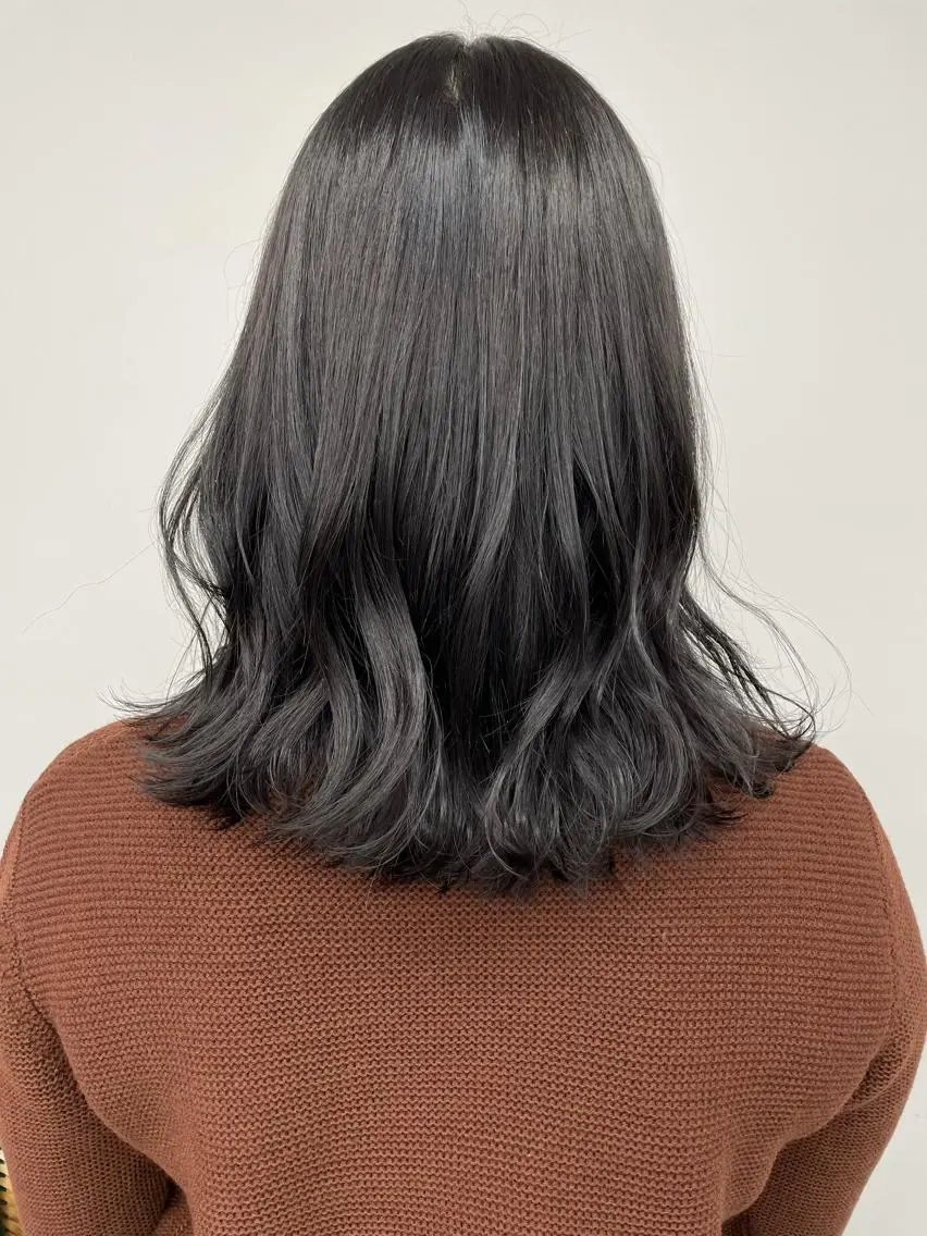 ミディアム カラー アッシュ ダークアッシュ ヘアカラー トリートメント 👑満足度1000% 重村 春奈👑のヘアスタイル