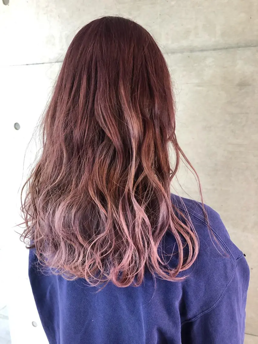 ロング カラー ピンクカラー バイオレットカラー nagisa /縮毛矯正のヘアスタイル