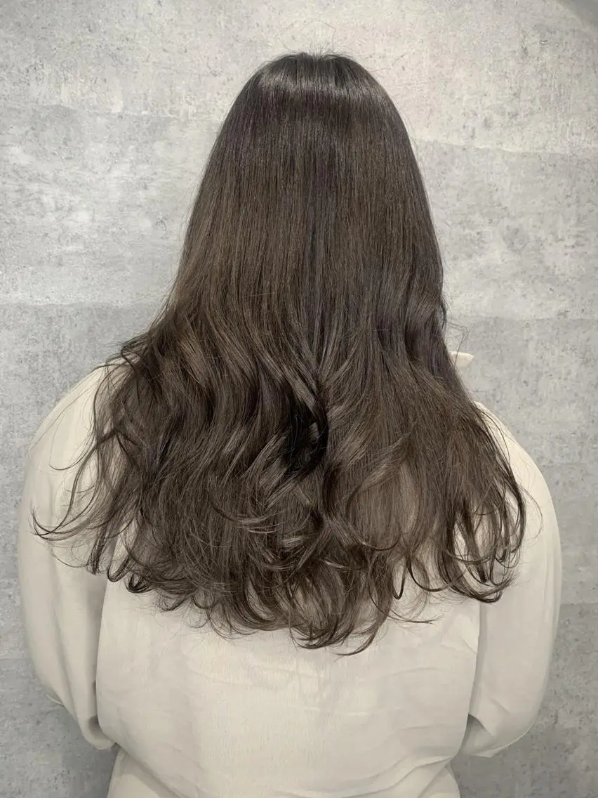 ロング _WHITE 天神店のヘアスタイル