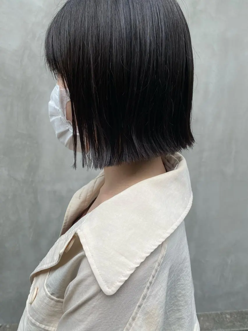 ミディアム カラー パーマ ヘアアレンジ メンズ キッズ ネイル マツエク・マツパ 切りっぱなしボブ ボブ インナーカラー/ KANAのヘアスタイル