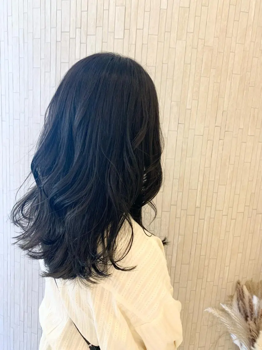 セミロング カラー イルミナカラー ヘアカラー トリートメント Aya/四条烏丸/ 酸性ストレートのヘアスタイル