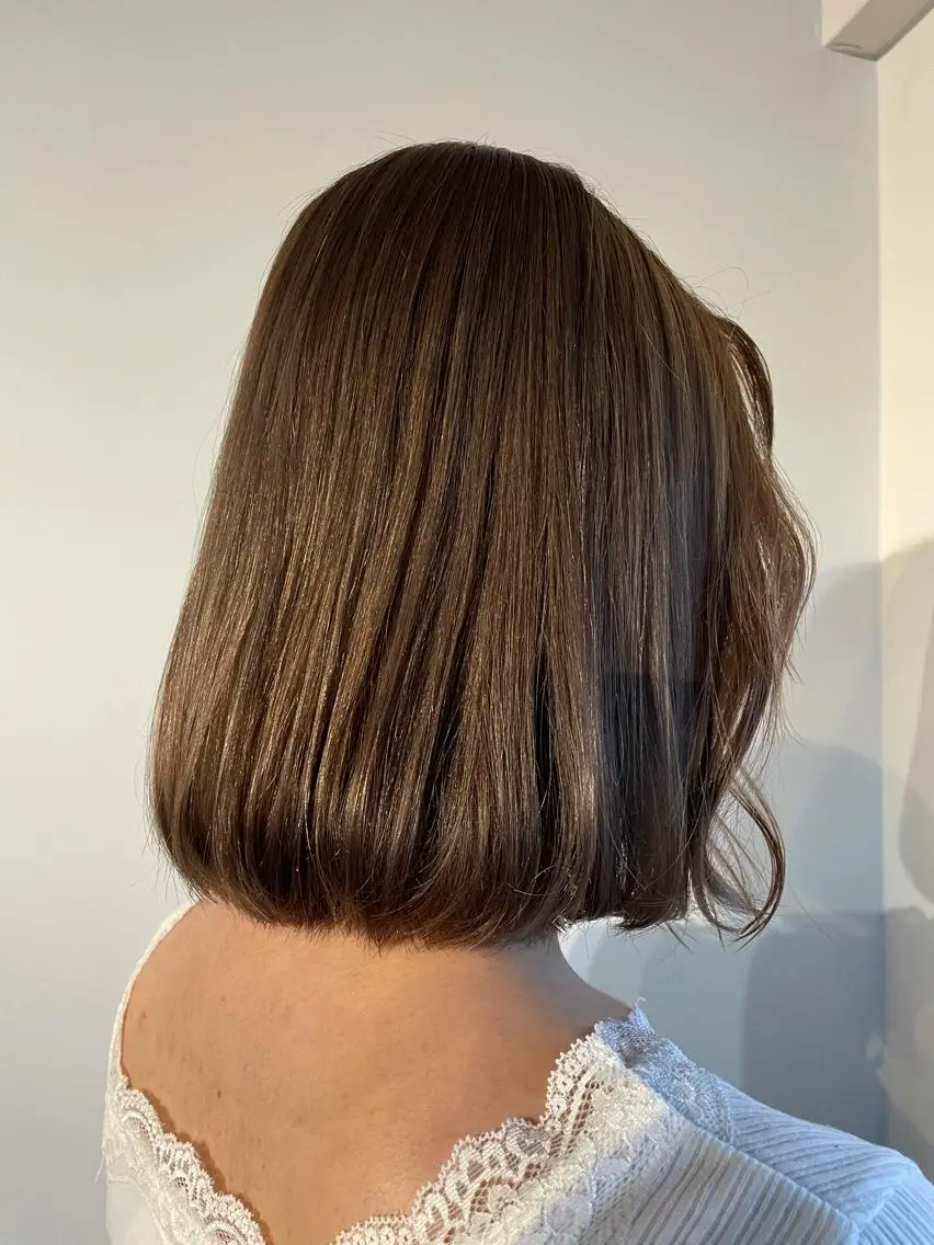 ミディアム カラー マツエク・マツパ 透明感カラー/推しカ ラー☁️JURAのヘアスタイル
