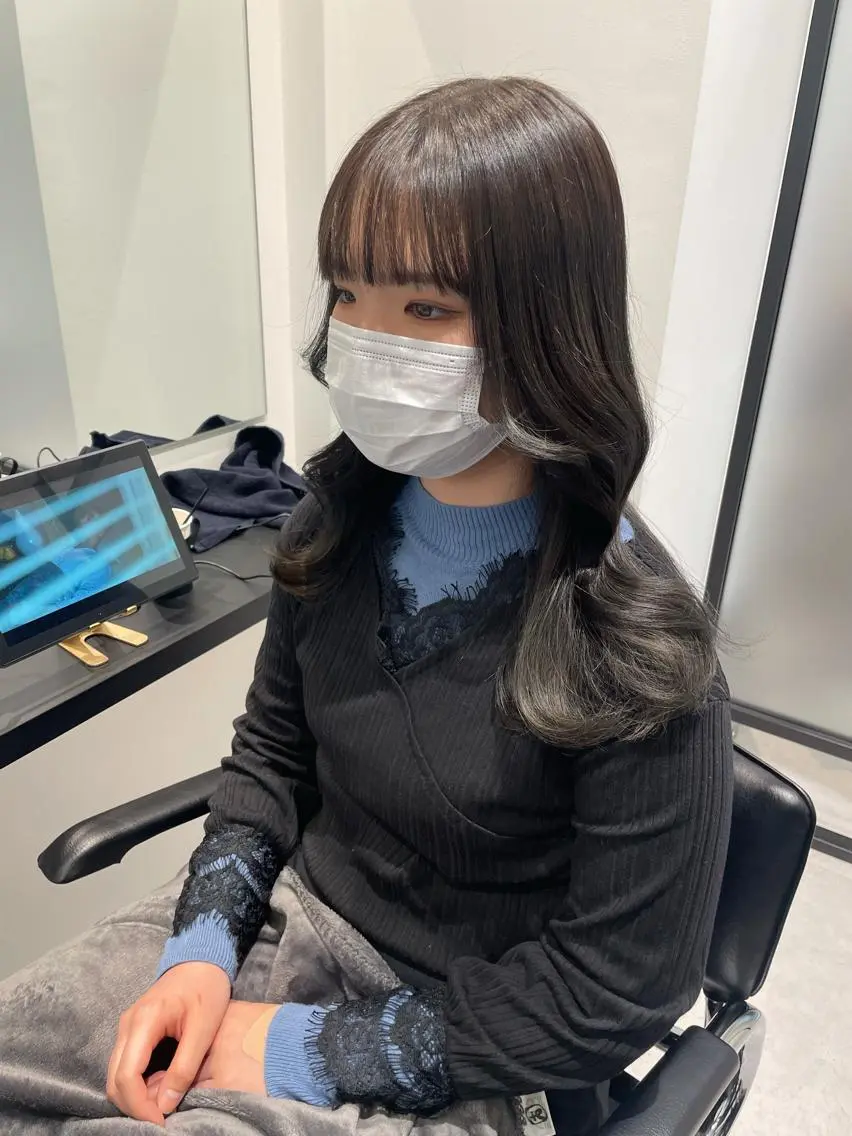 セミロング カット ヘアカラー 【美容室が苦手な方 専問美容室】MIHOのヘアスタイル