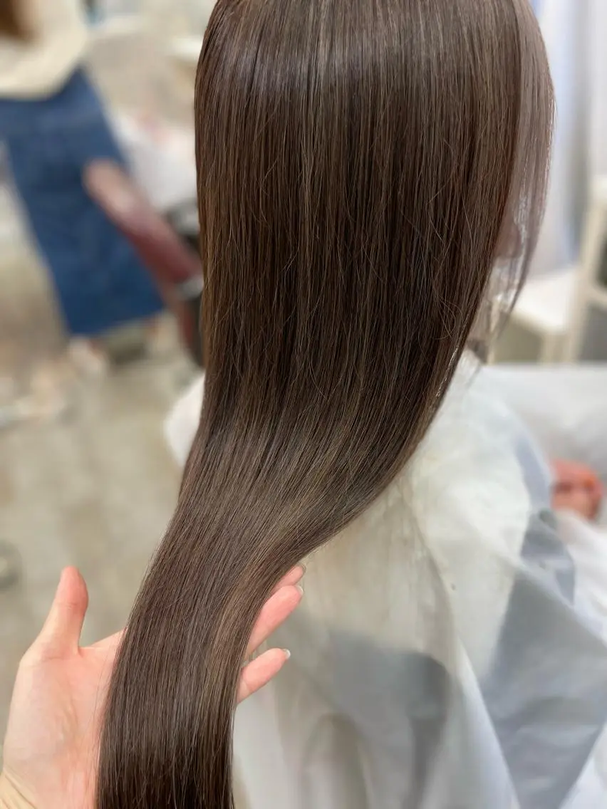 ロング カラー ヘアカラー トリートメント 韓国ヘア🤍髪質改善 🇰🇷AKANEのヘアスタイル
