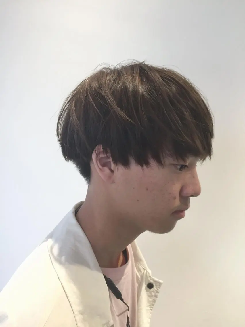 ショート カラー メンズ マッシュ 刈り上げ アッシュ ベージュカラー ◇おの あすか◇のヘアスタイル