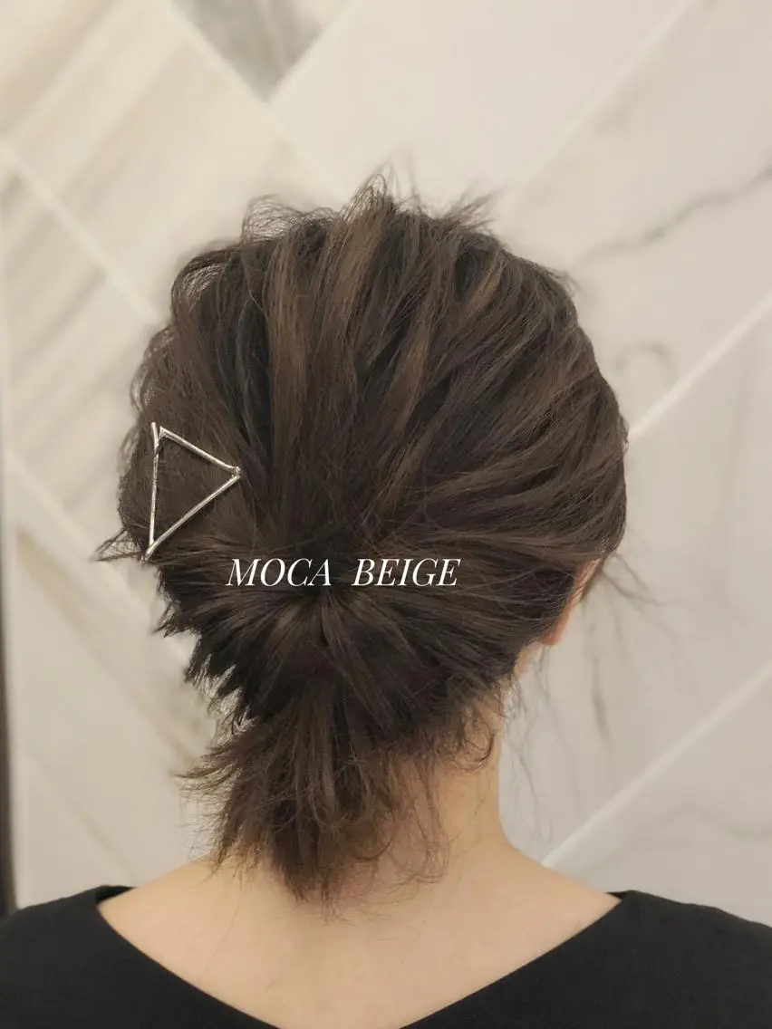 ミディアム カラー ヘアアレンジ ポニーテール アッシュ 透明感カラー オレンジ ✨似合うのその先へ✨ 田中延和のヘアスタイル