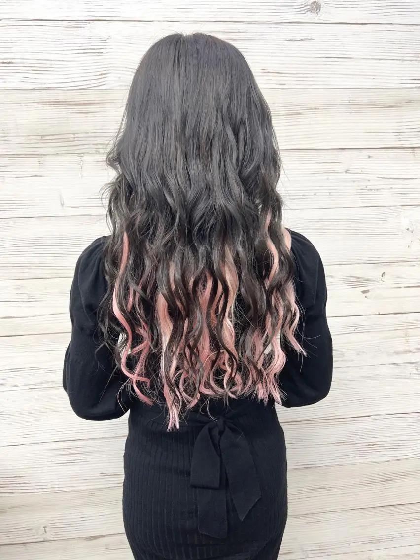 ミディアム カラー ヘアアレンジ 黒髪 ピンクカラー エクステ エクステ 枝毛カット&髪質改善 満足NO.1岡しゃんのヘアスタイル