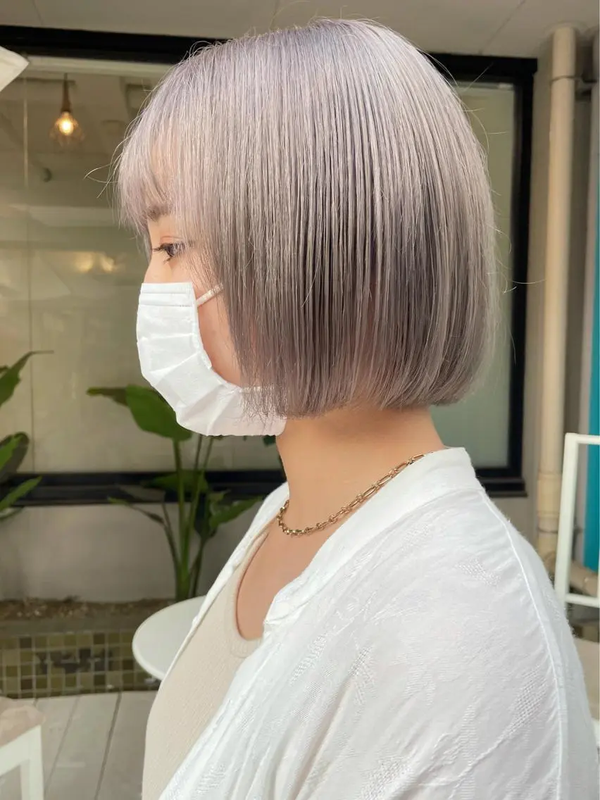 ミディアム カラー 切りっぱなしボブ グレージュ ボブ 佐藤 魁人のヘアスタイル