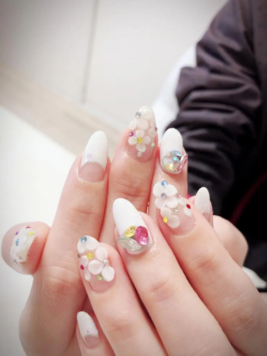 ネイル フラワーネイル フレンチネイル ハンドネイル * haruのネイルデザイン