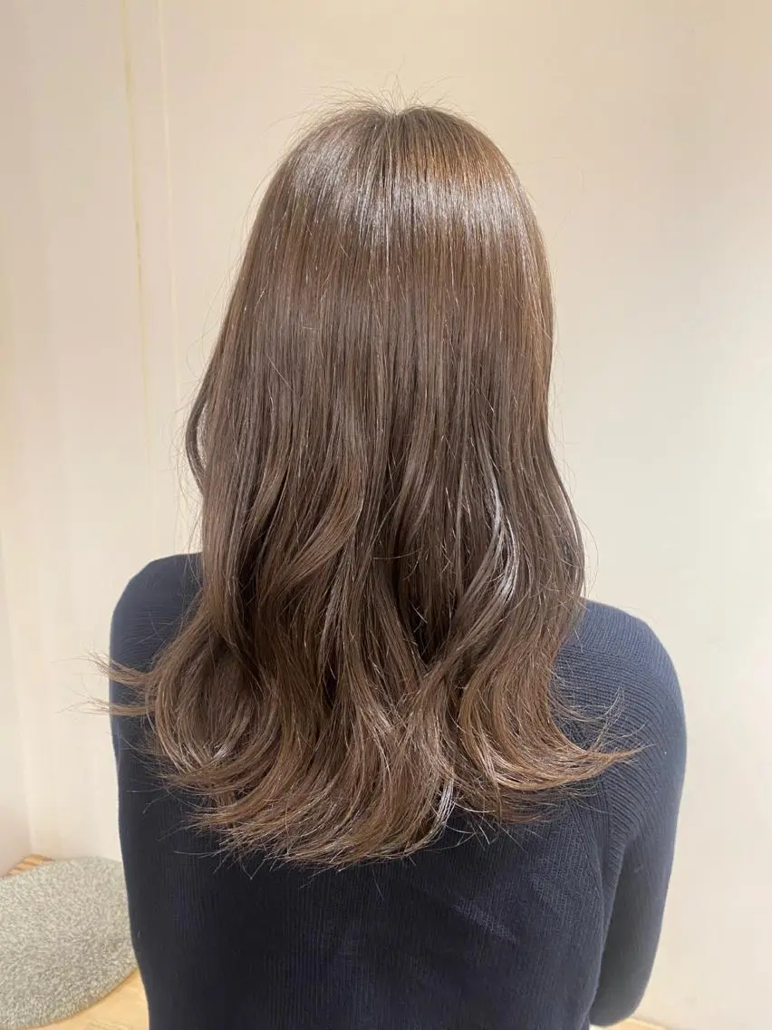 セミロング カラー ヘアアレンジ ベージュカラー ブリーチ ヘアカラー ボブ /ニュアンス/ satomi🧸💖のヘアスタイル