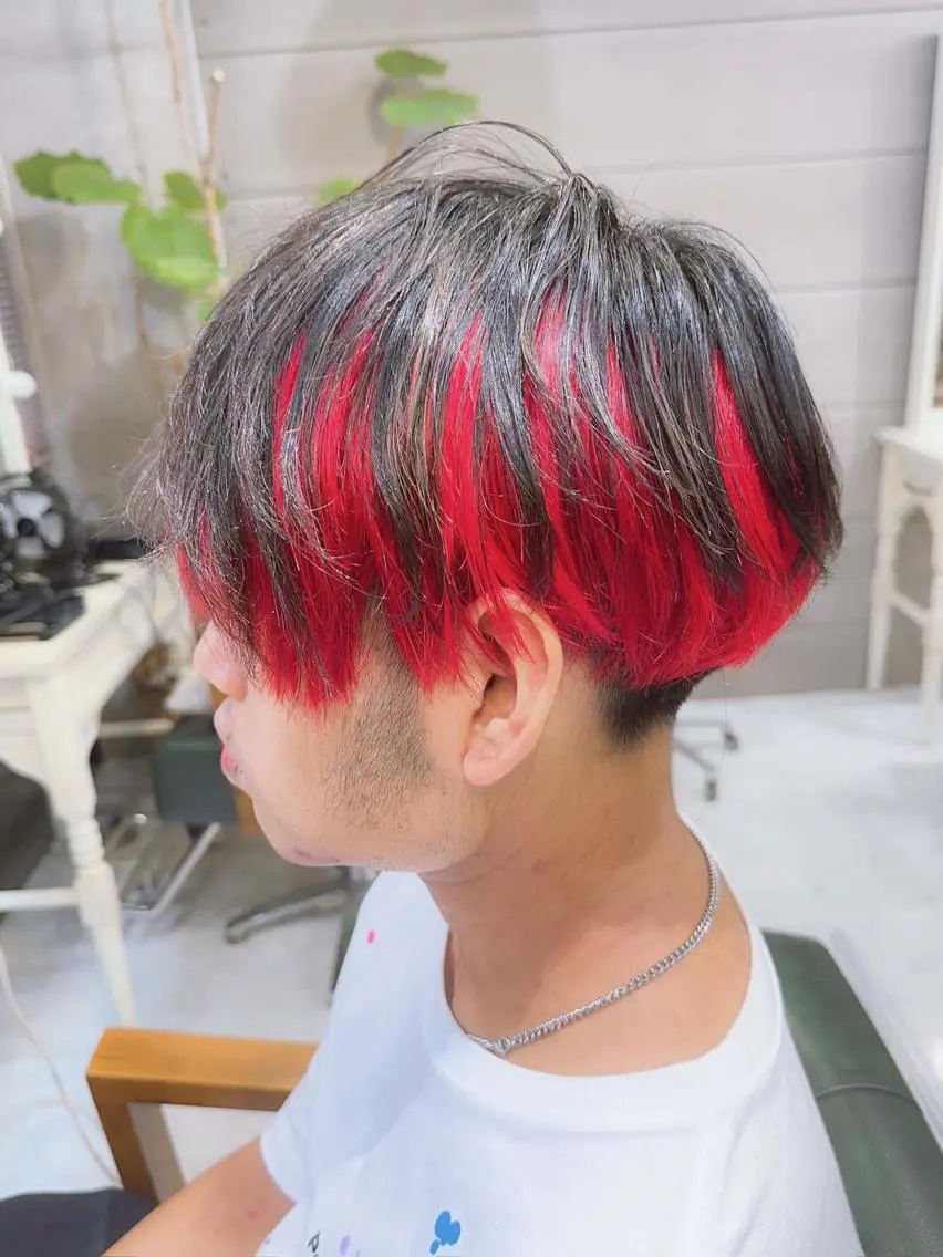 カラー メンズ メンズブリーチ メンズハイトーン メンズインナーカラー マッシュ 黒髪 DAYS Men’sのヘアスタイル