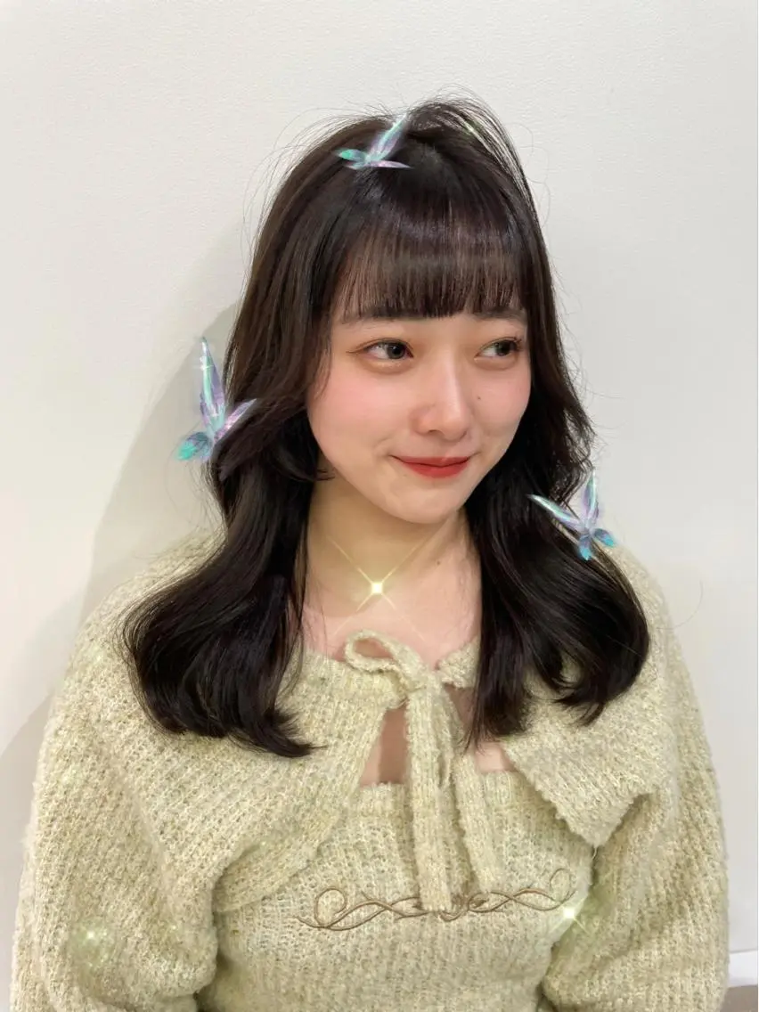 ロング 銀座／レイヤーカット 🤍内野すみれのヘアスタイル