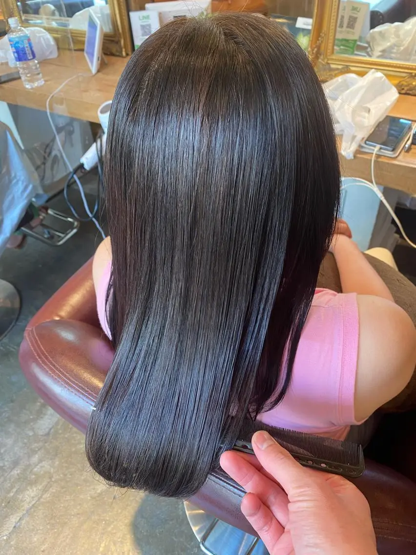 セミロング カラー トリートメント 髪質改善/美髪矯正 林田和真のヘアスタイル