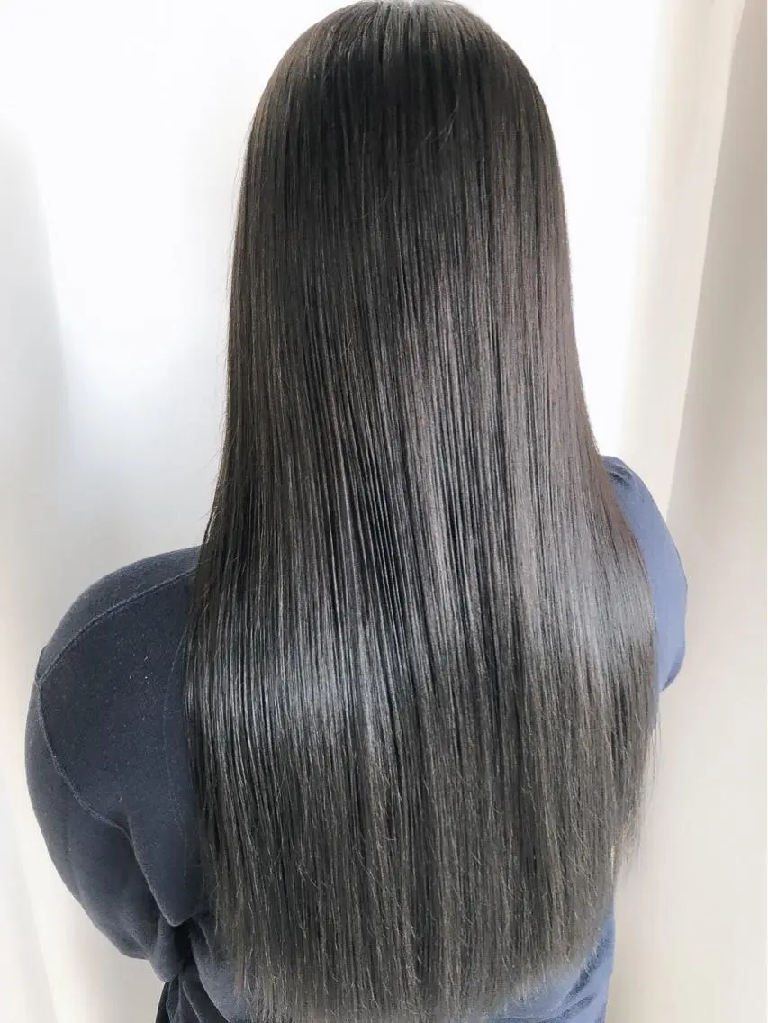 セミロング カラー パーマ ヘアアレンジ ネイル マツエク・マツパ アッシュ アッシュグレー アッシュグレージュ バレイヤージュ グラデーションカラー カット 縮毛矯正 トリートメント バレイヤージュ 藤沢 髪質改善 竹内ケンゴのヘアスタイル