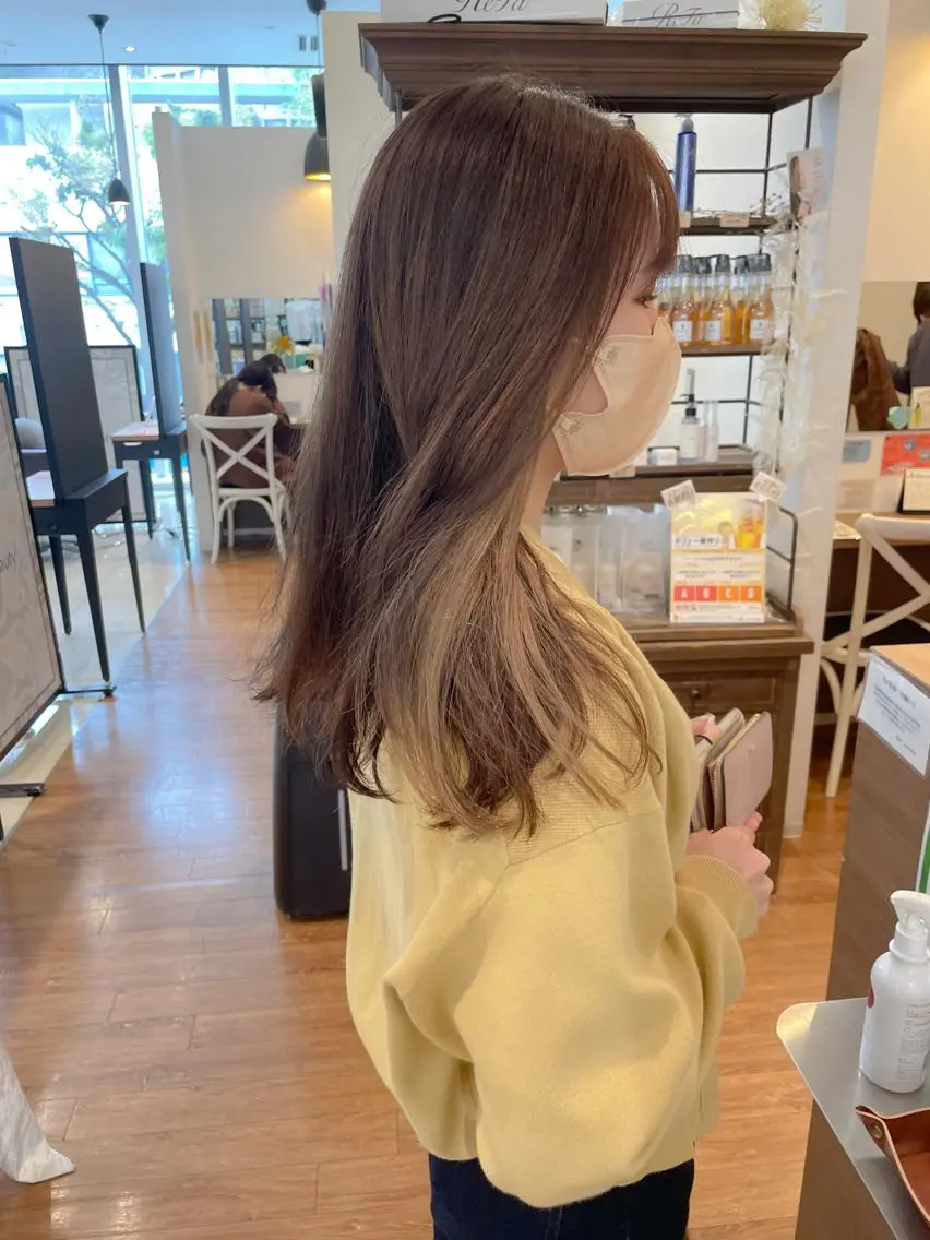 ロング カラー イヤリングカラー グレージュ ヘアカラー 髪質改善/ブリーチ 田代 龍我のヘアスタイル