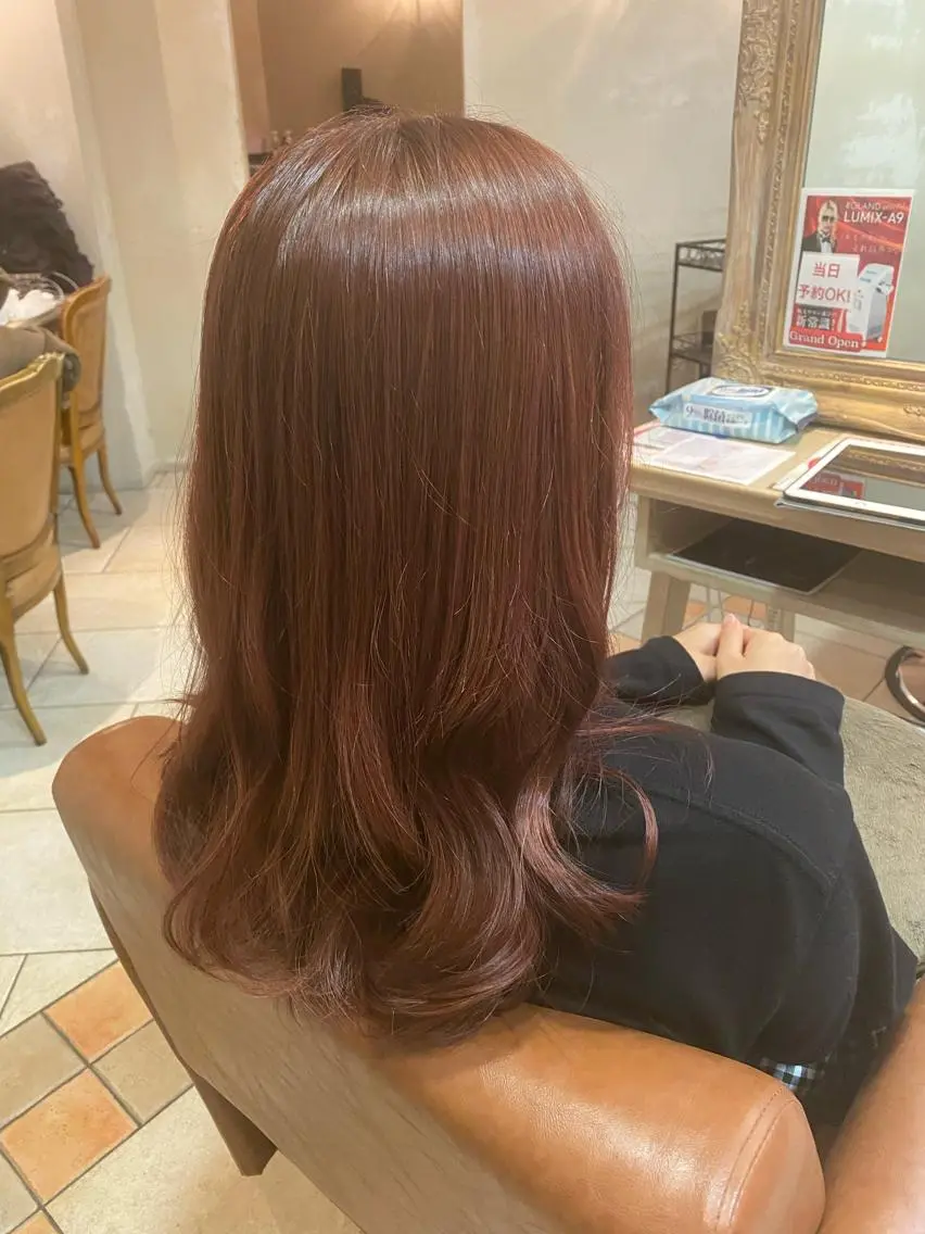 ロング カラー ベージュカラー ピンクカラー ピンクベージュ 井上 日菜乃のヘアスタイル