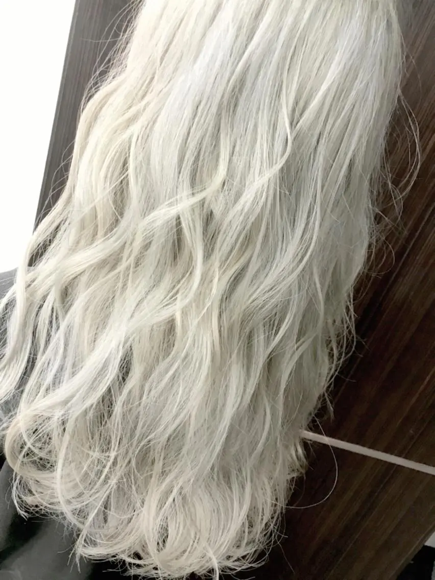 ロング カラー Eliss 堀江のヘアスタイル