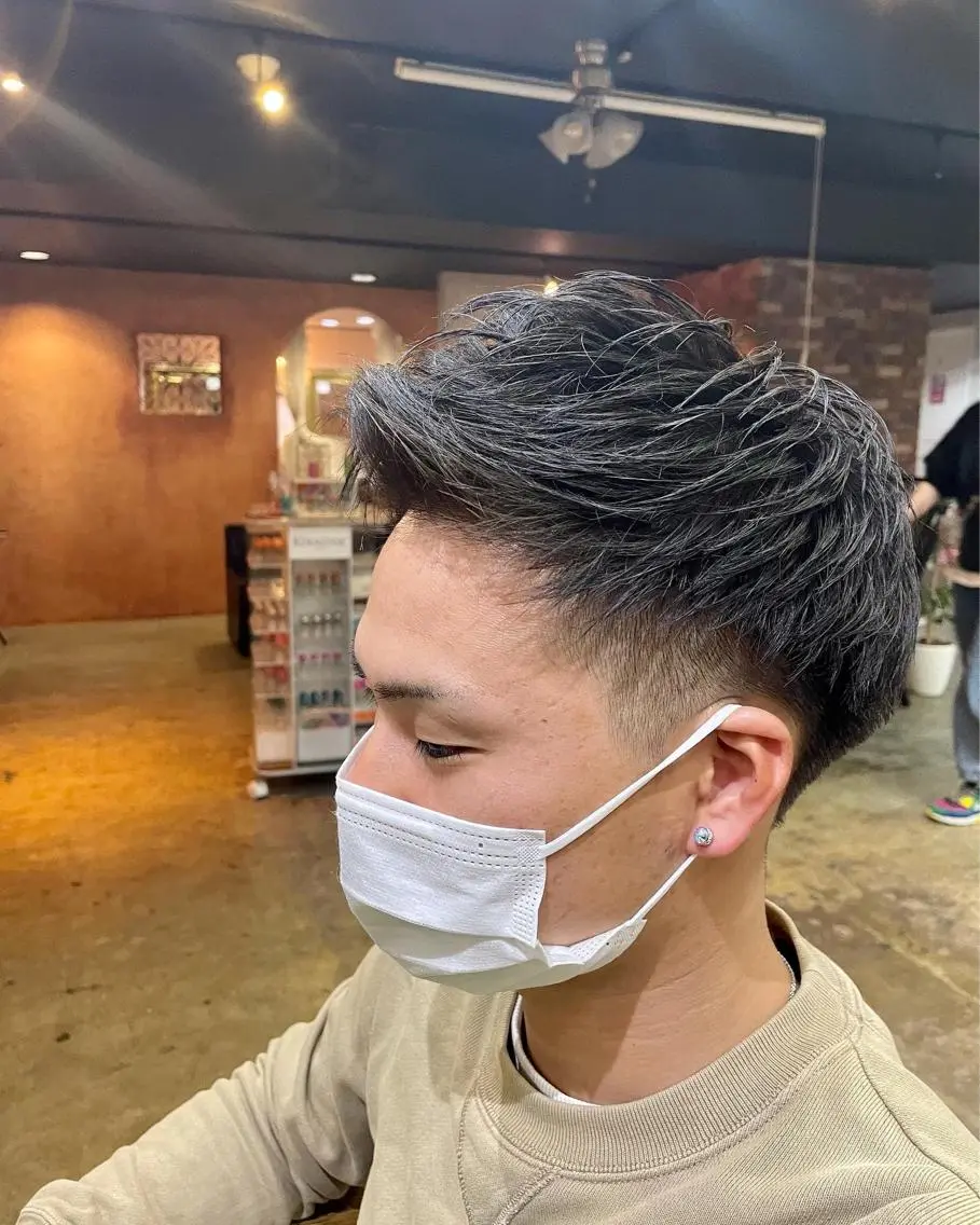 ショート 鈴木 雅人のヘアスタイル