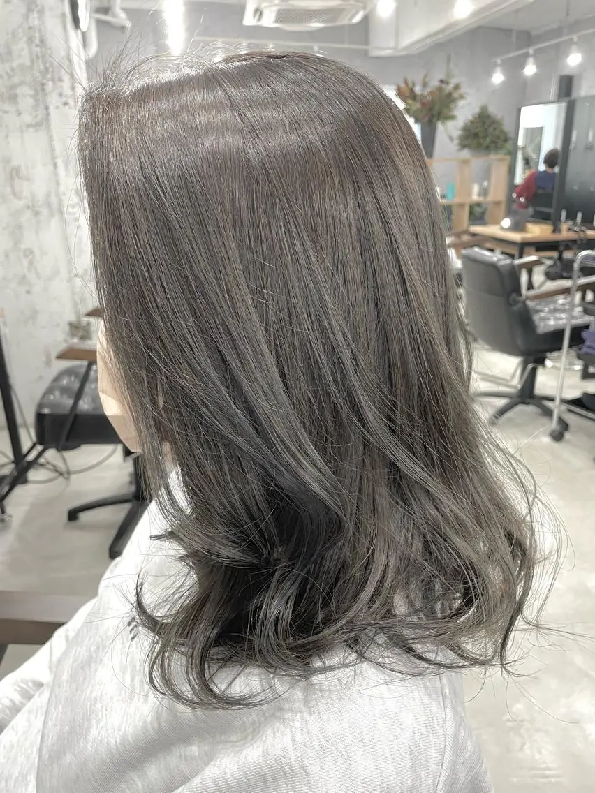 セミロング MICO hairのヘアスタイル