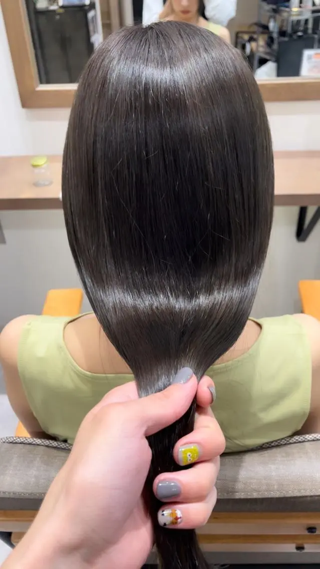 セミロング カラー 髪質改善 トリートメント N° rico 名駅のヘアスタイル