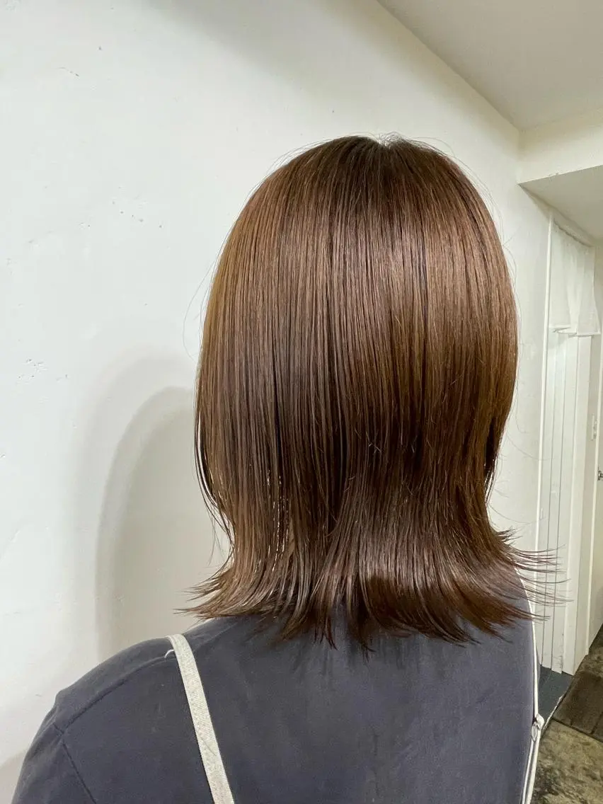 ミディアム ボブ 外ハネヘア ✨透明感カラー🌱 上村 舜のヘアスタイル
