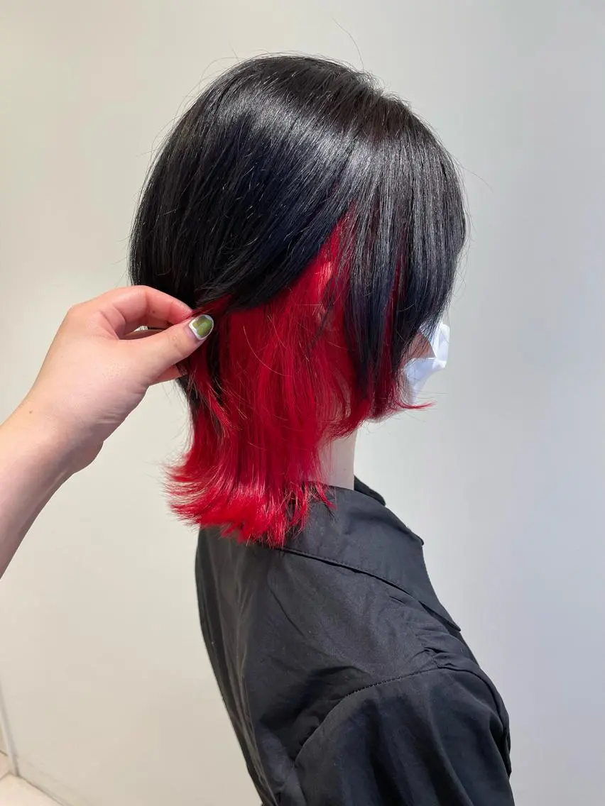 ミディアム カラー ヘアカラー トリートメント ayumi🌈 インナーカラー🌈のヘアスタイル