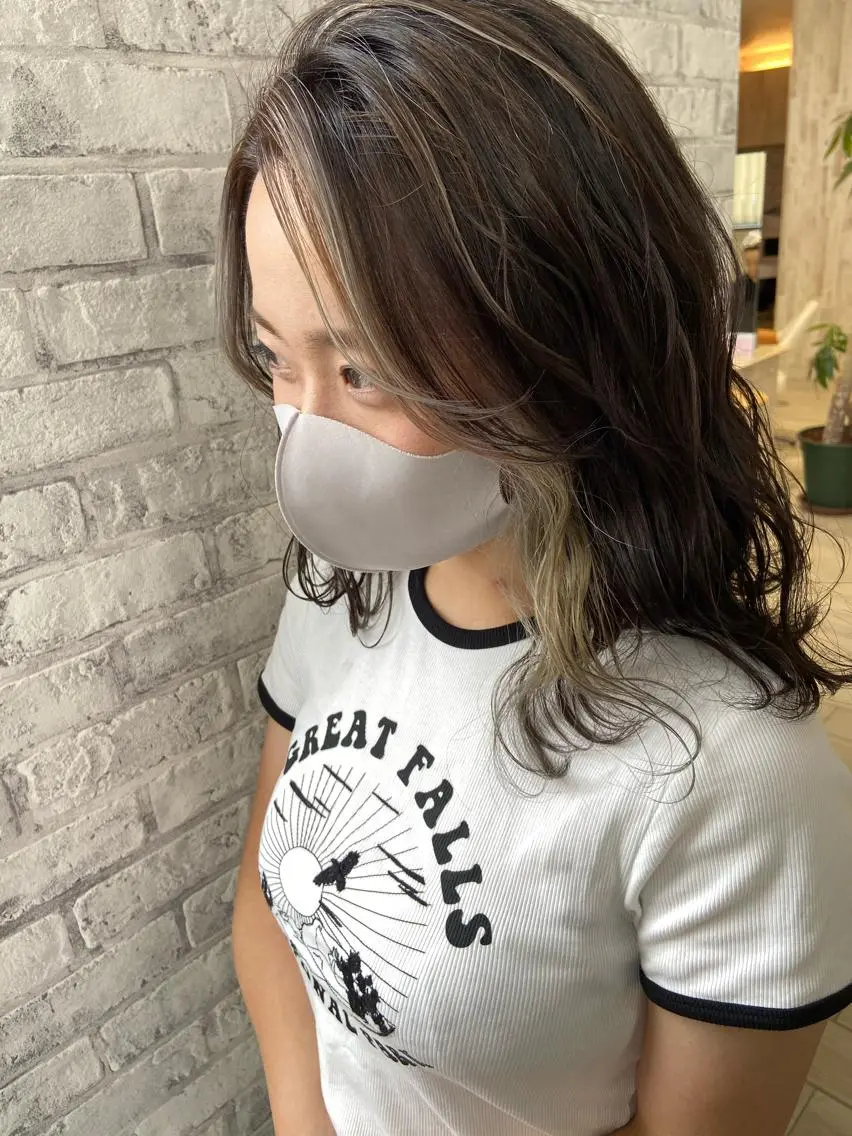 セミロング カラー ミストバング  フェイスフレーミング Oopsレイヤー 加藤澄都のヘアスタイル