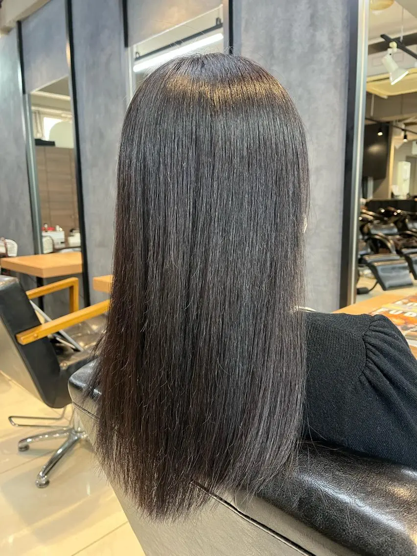ロング カラー ヘアアレンジ キッズ ネイル マツエク・マツパ アイブロウ 透明感カラー🤎 ゆりのヘアスタイル