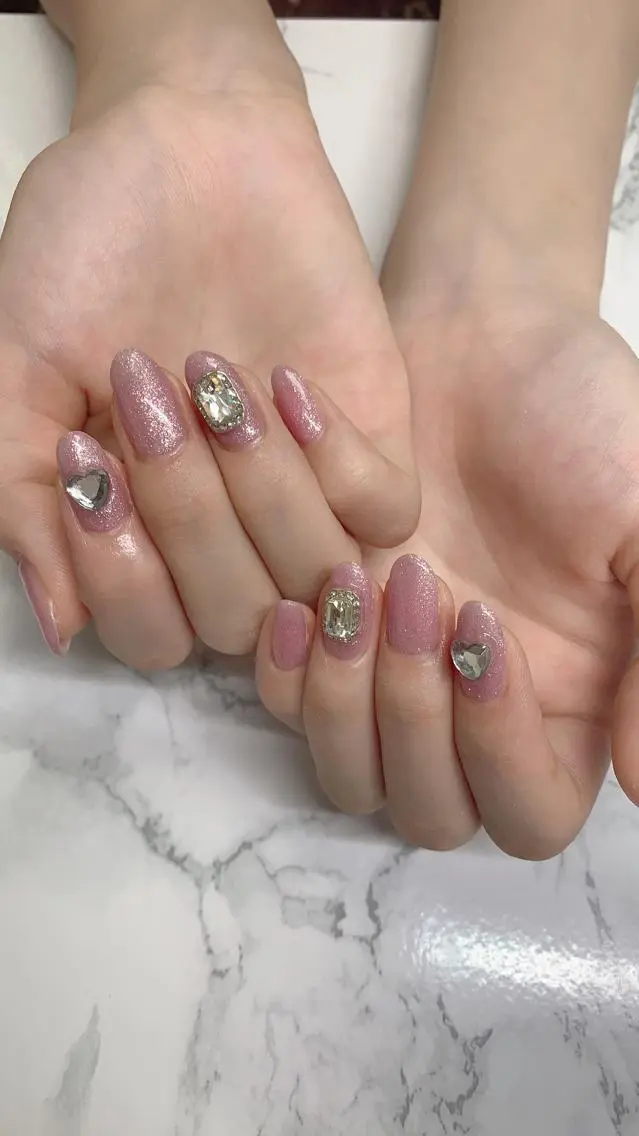 ネイル ハンドネイル はな💎ネイル ワンホン、長さ出しのネイルデザイン