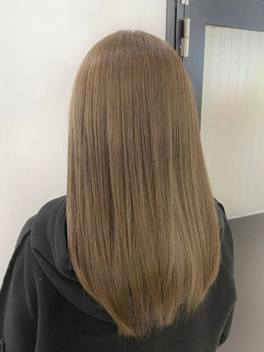 ロング カラー 予約 停止のヘアスタイル