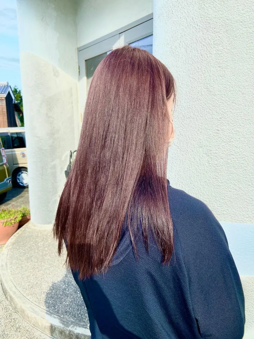 ロング カット ヘアカラー トリートメント 大良 彩水のヘアスタイル