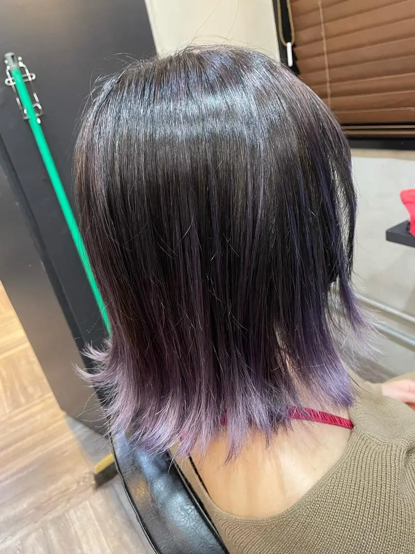 ミディアム カラー バレイヤージュ バイオレットカラー レイヤーカット La fith 店長 城谷颯人のヘアスタイル