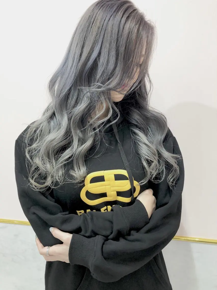 ロング カラー ヘアカラー トリートメント 店長 小池アキトのヘアスタイル