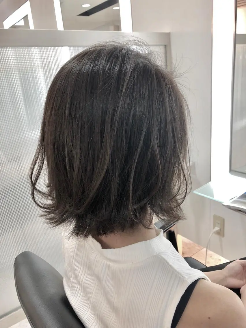 ミディアム ハイライト 田村拓巳 韓国風、髪質改善のヘアスタイル