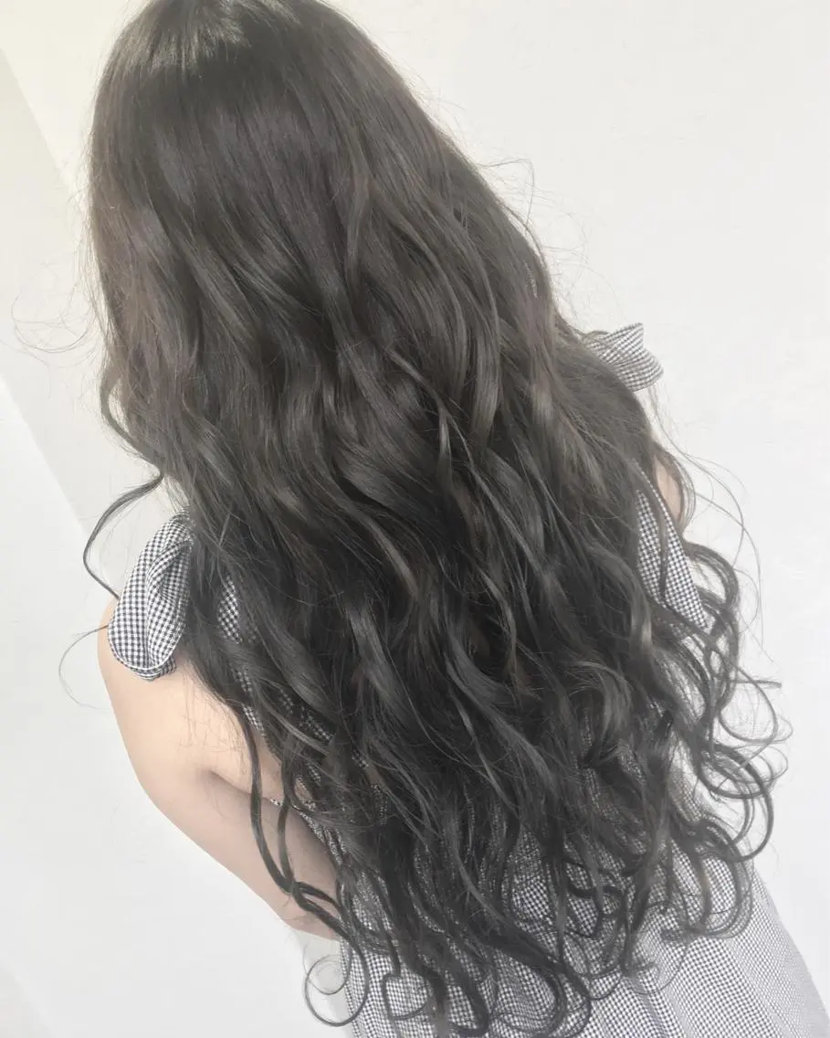 ロング カラー ブリーチ毛縮毛矯正 👑山口のヘアスタイル