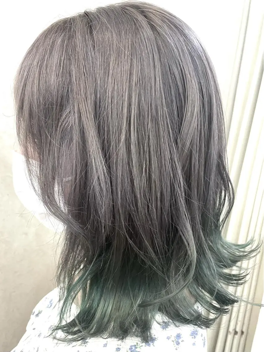 ミディアム カラー パーマ ヘアアレンジ メンズ シールエクステ メンズバレイヤージュ メンズブリーチ メンズハイライト メンズインナーカラー ヘアカラー トリートメント 🦋高瀬寛菜🦋 韓国/ブリーチのヘアスタイル