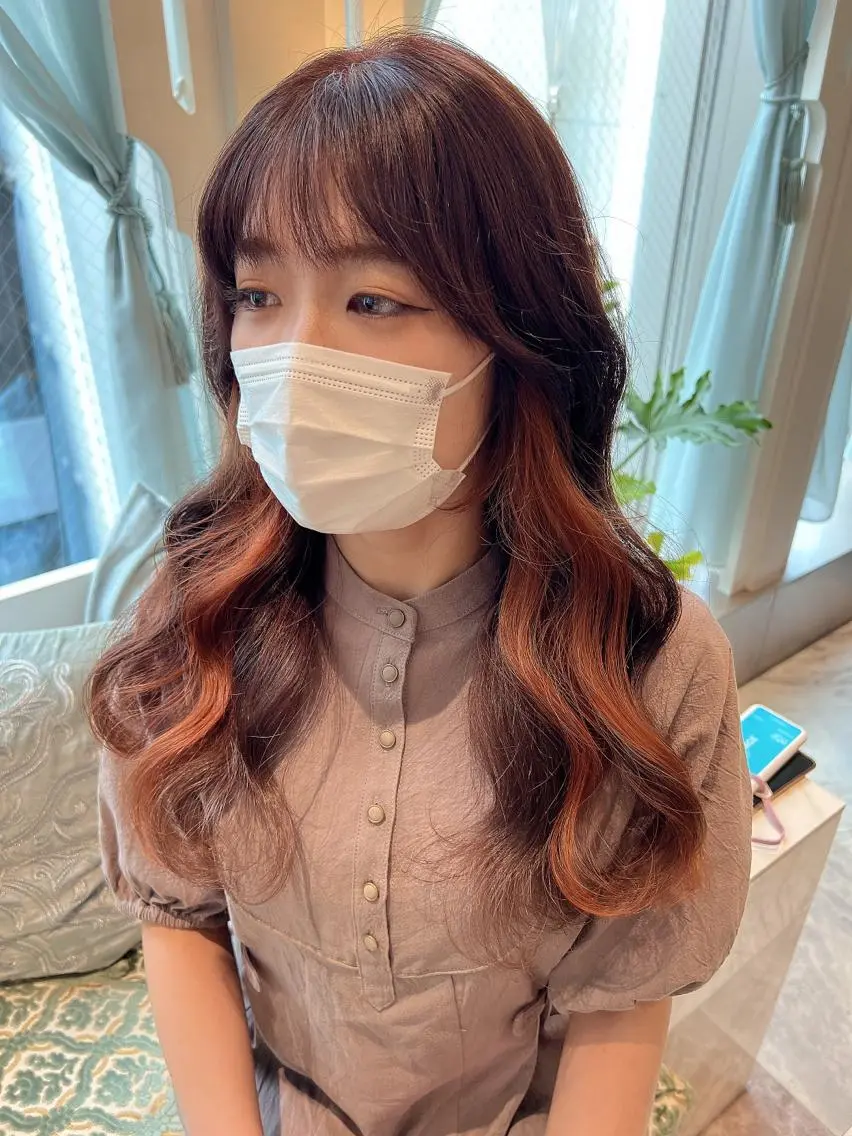 ロング カラー イヤリングカラー ヘアカラー 韓国ヘア特化型美容師 カワノマイ🇰🇷のヘアスタイル