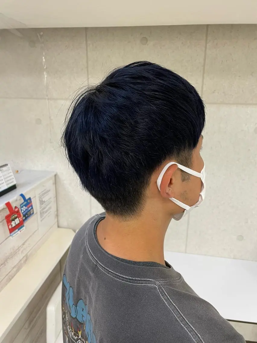 ショート カラー メンズ メンズブリーチ 黒髪 ブリーチ ブルーカラー ブルーブラック XANADU上野店 🐼ﾖｺﾊｼのヘアスタイル