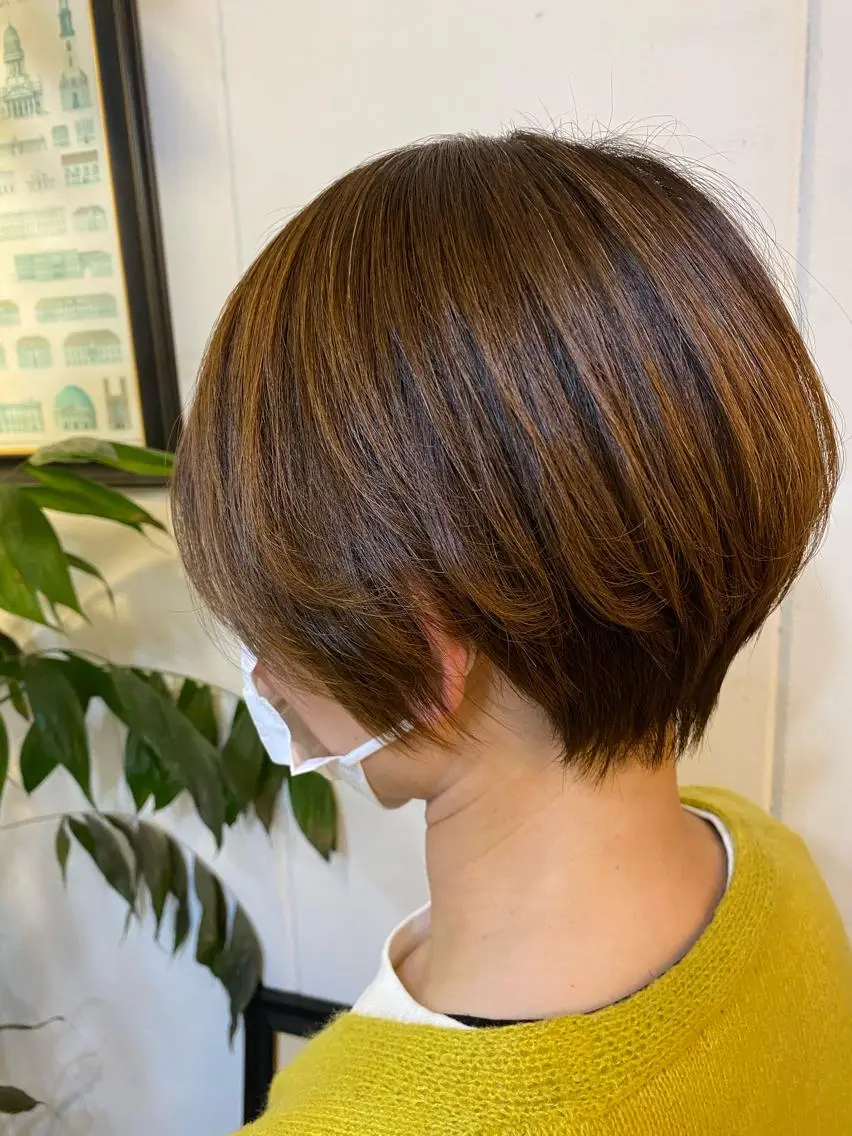 ショート 長濱 俊のヘアスタイル