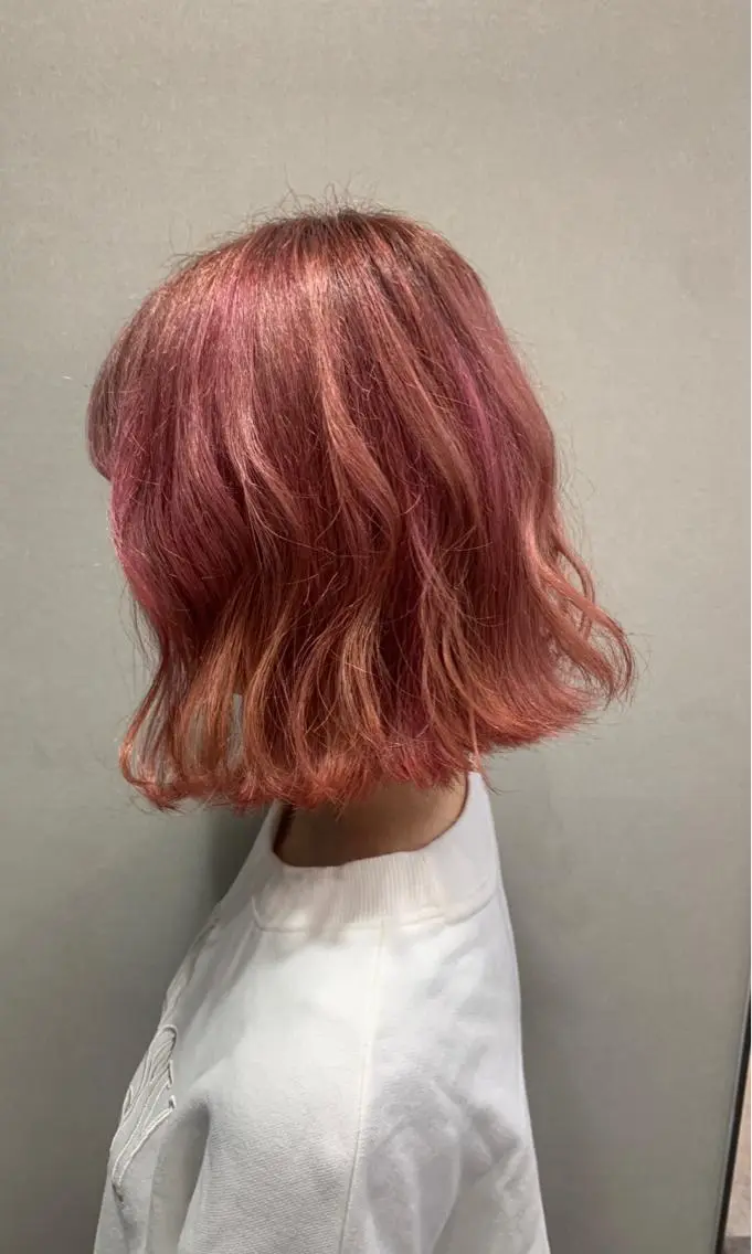 ショート カラー ピンクカラー 浦野 剛志のヘアスタイル