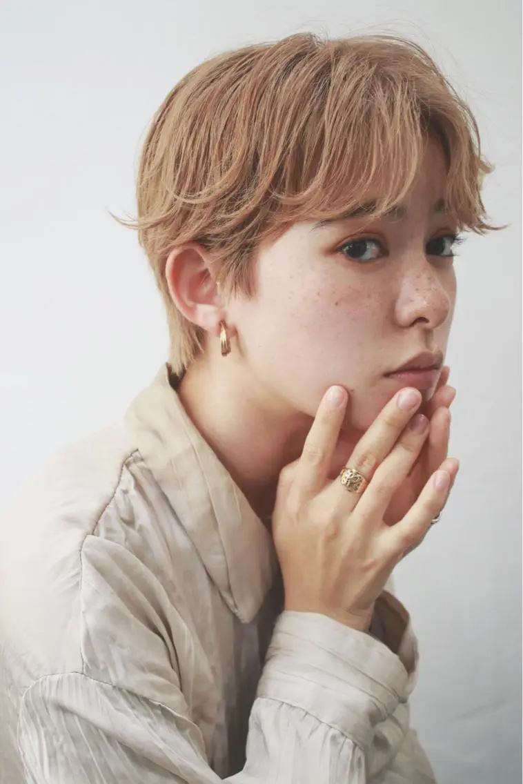 ショート ハイライト 髪質改善 縮毛矯正 トリートメント ✂︎マンツーマン施術 ａｙｅ✂︎のヘアスタイル
