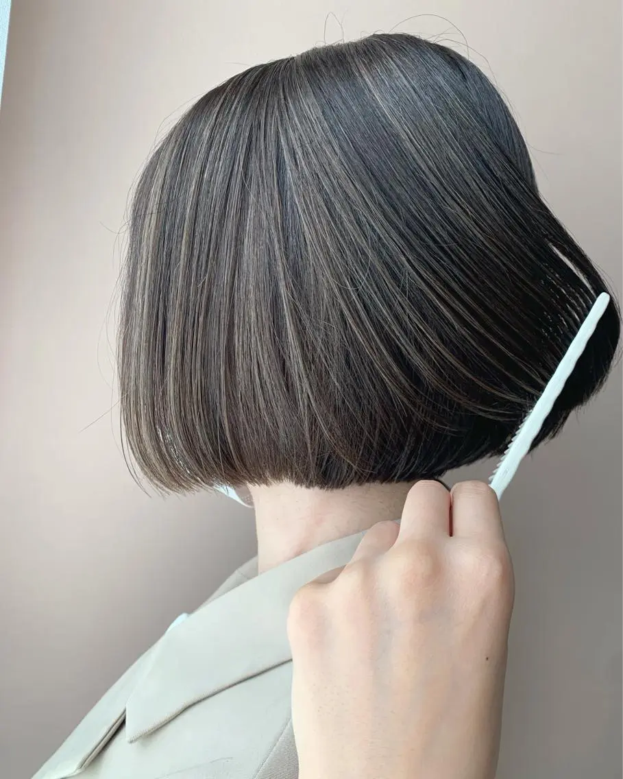 ショート カラー ハイライトカラー ハイライト カット ヘアカラー トリートメント hubhair レイヤー/透明感のヘアスタイル