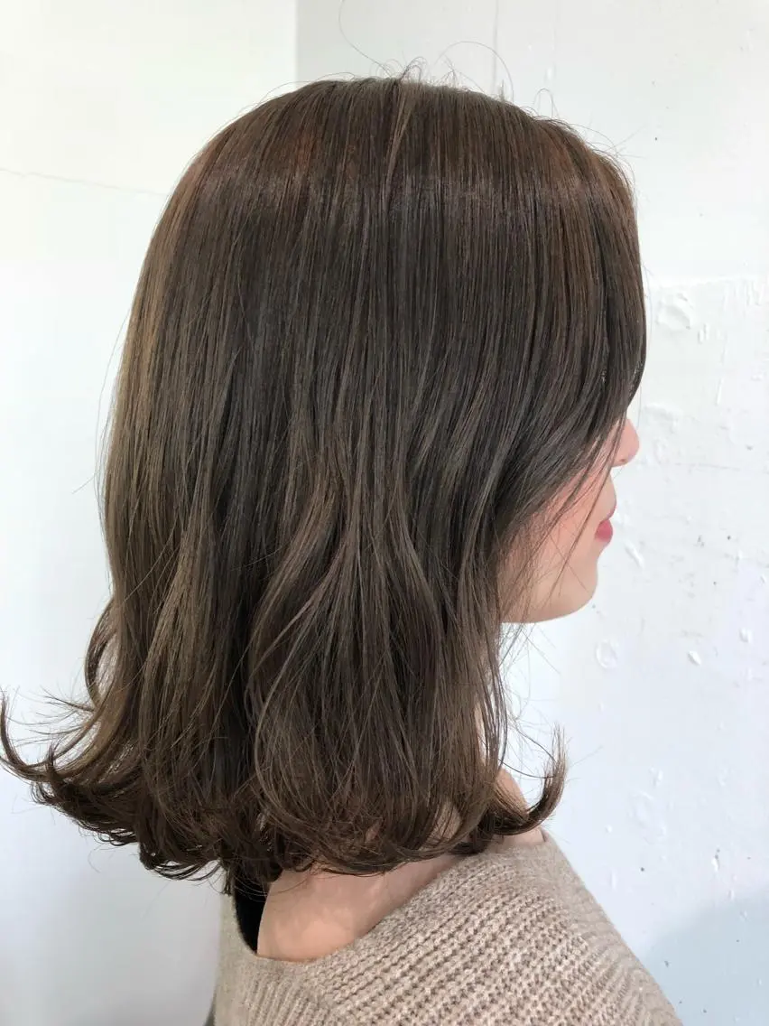 ミディアム カラー グレージュ イルミナカラー 山形 光輪子のヘアスタイル