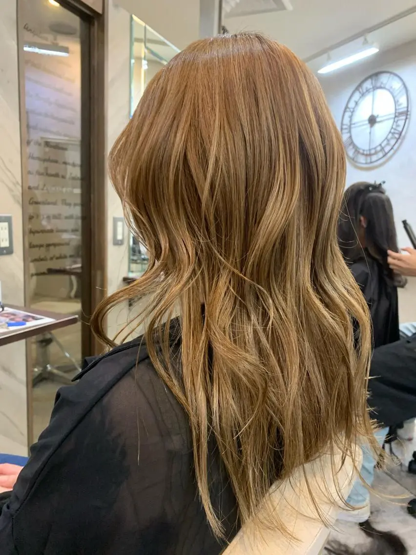 ロング NUMBER天王寺 ほたる⭐️のヘアスタイル