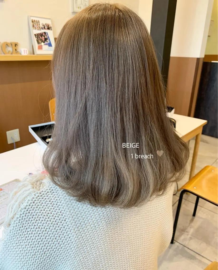 ロング カラー ベージュカラー ミルクティーベージュ mako🌷ミニモ 限定クーポン多数🆕のヘアスタイル