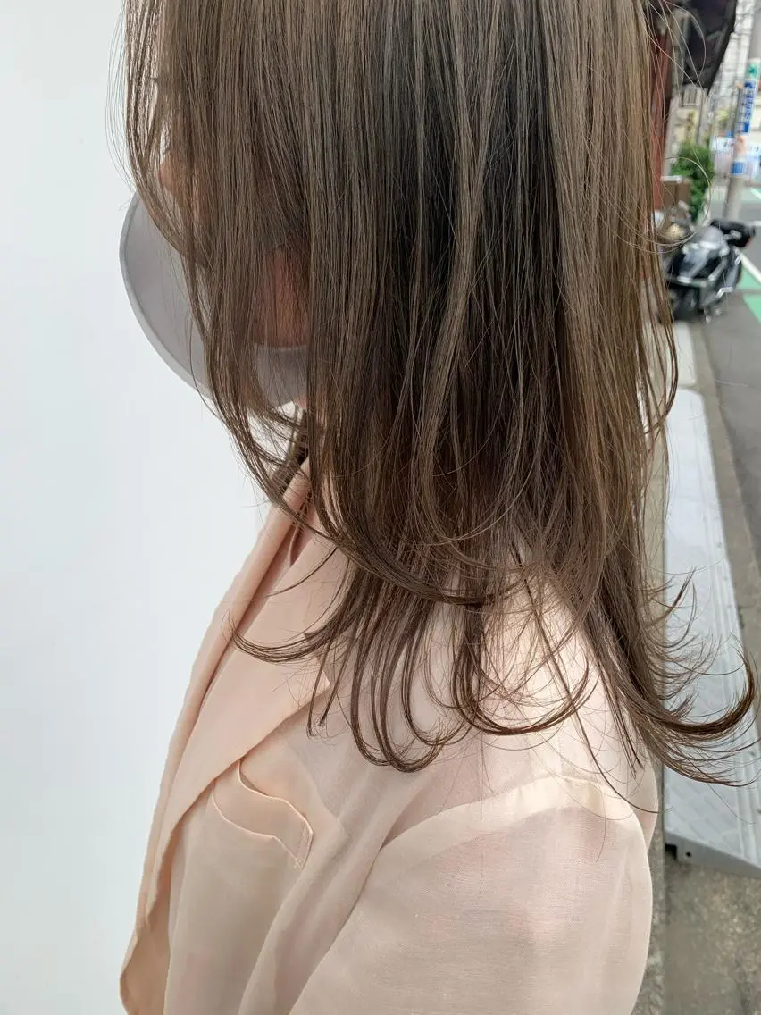 ミディアム レイヤーカット カット ヘアカラー 縮毛矯正 トリートメント 名駅🦢大人艶カラー 🪽カミヤアカネのヘアスタイル