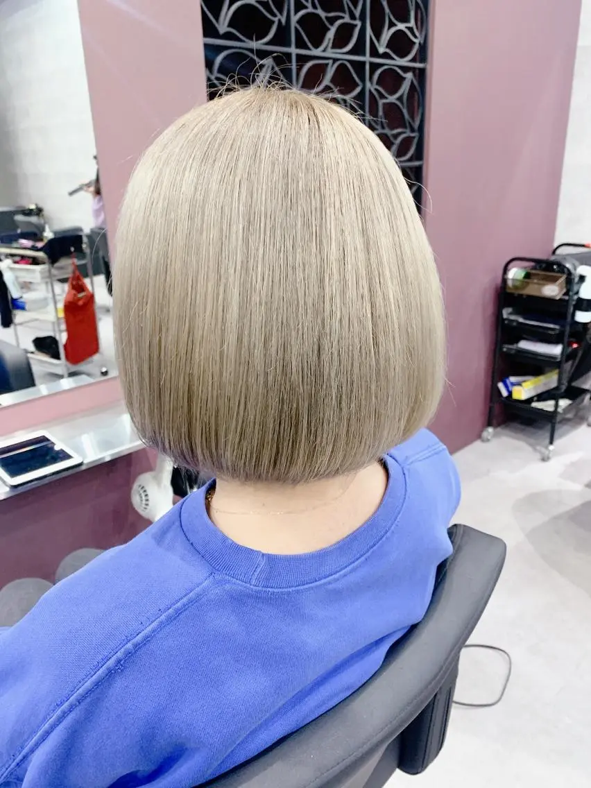 カラー 酸性ストレート 髪質改善のヘアスタイル
