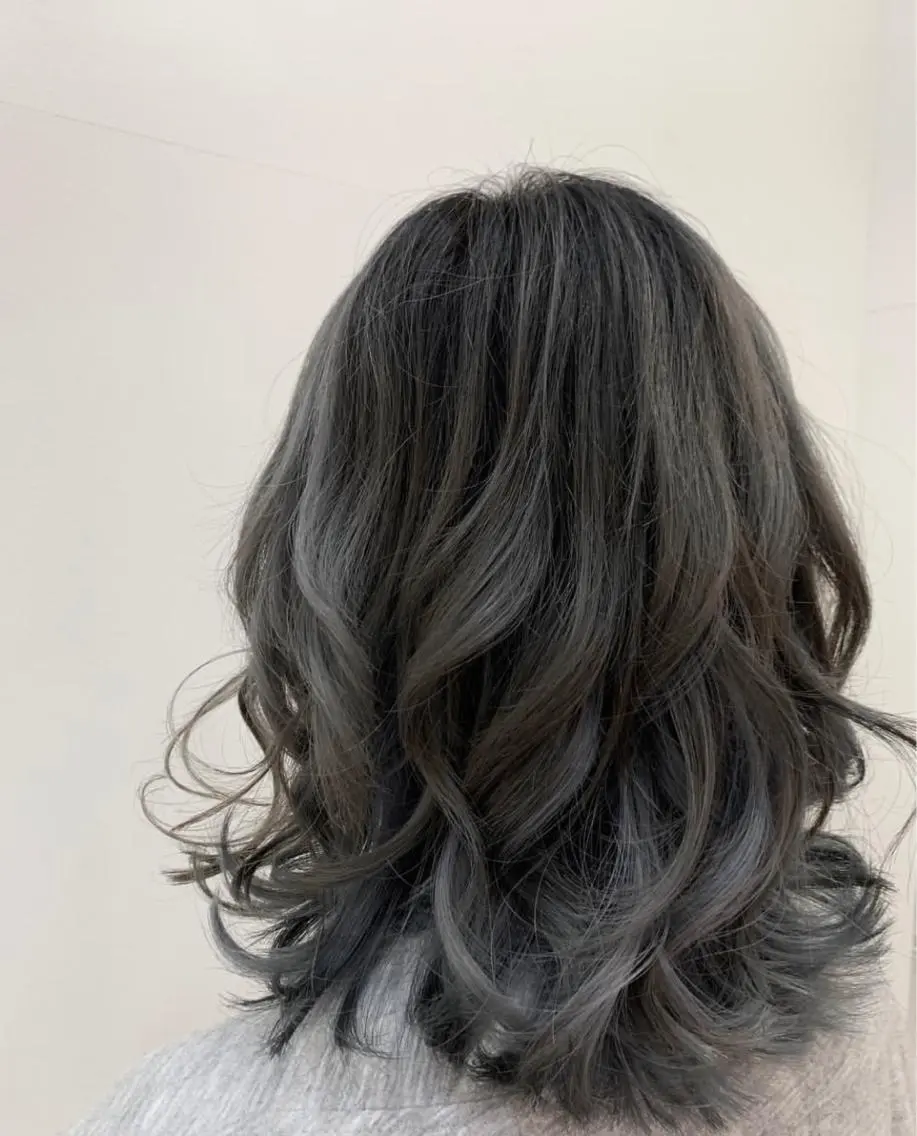 ミディアム カラー カット ヘアカラー トリートメント AKALA HAIR 西宮店 Juriのヘアスタイル
